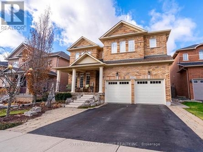 House For Sale In Westmount, Oakville, Ontario