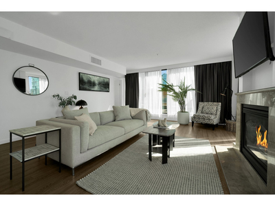 Luxury Apartments in Downtown Vancouver - Landis Residences | GR