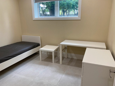New furnished room with private bathroom NorthYork Centre Subwy
