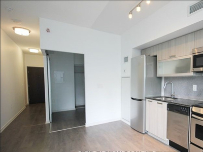 One Bed One Bath Condo For Rent at Queen West Toronto