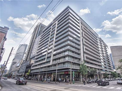 ONE CITY HALL: LARGE 1 BEDROOM CONDO FOR RENT DOWNTOWN TORONTO