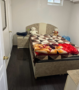 Private room available for rent In Brampton