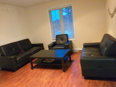 Room for Rent Near Georgian College - Sharing (For Girls Only)