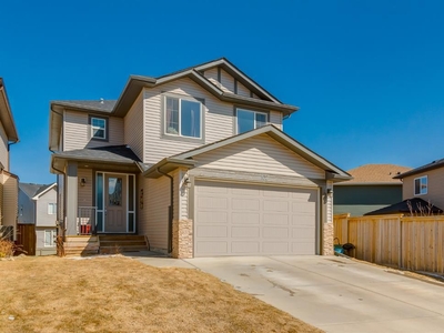 102 Bayview Street Sw, Airdrie, Residential