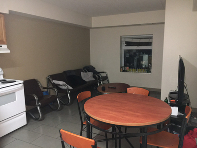 Apartment Summer Sublet Near Laurier and University of Waterloo