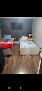 Bedroom Available in basement apartment sharing basis