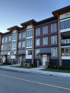 Chilliwack Townhouse For Rent | Beautiful New 4Bed 3bath Townhome