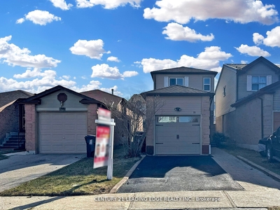 28 Lady Bower Cres