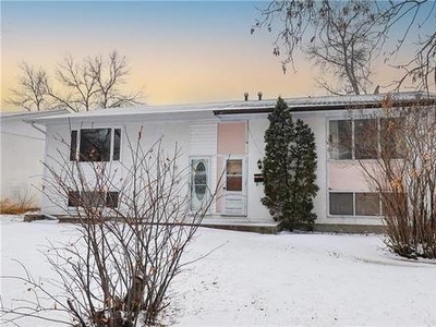House For Sale In Munroe East, Winnipeg, Manitoba