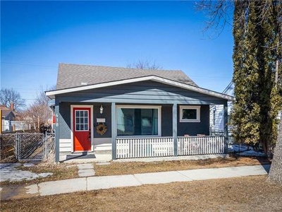House For Sale In Robertson, Winnipeg, Manitoba