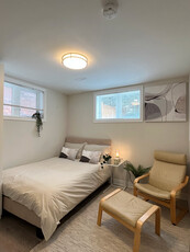 Ajax Room for Rent in Half Raised Basement Apartment (Female)