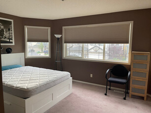 Available JULY 1: FURNISHED MASTERBEDROOM BEDROOM IN AIRDRIE
