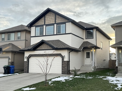 Calgary Pet Friendly House For Rent | Evergreen | Beautiful Double Attached 3 bed 2.5
