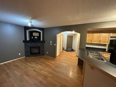 Calgary Main Floor For Rent | Evergreen | Evergreen House