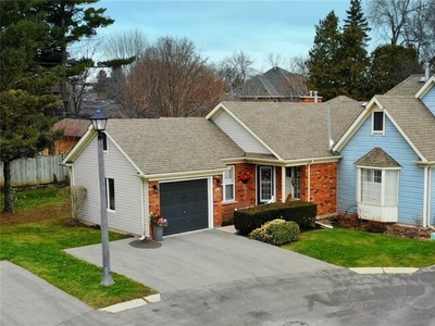 175 Fiddlers Green Road 44 Ancaster, ON L9G4X7