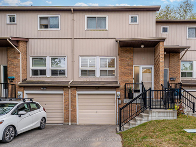 3 Bdrm Condo Townhouse in the Heart of Central Ajax