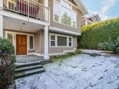 4-bed 3-bath Haven Nestled in a Serene Neighbourhood!