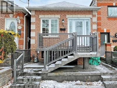 House For Sale In Fairbanks, Toronto, Ontario