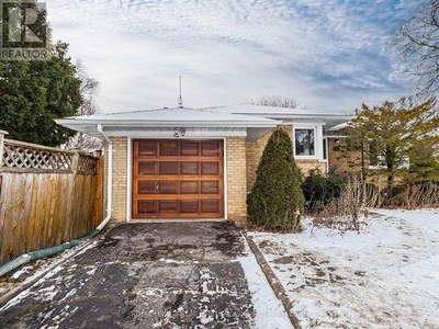 House For Sale In Glen Agar, Toronto, Ontario