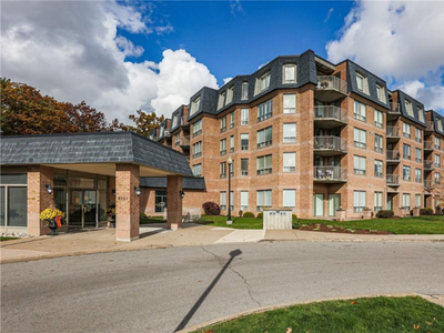 LIVE IN THE AWARD-WINNING MANSIONS OF FOREST GLEN - 1 BD, 1 BTH
