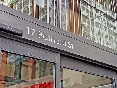 1809 - 17 Bathurst St