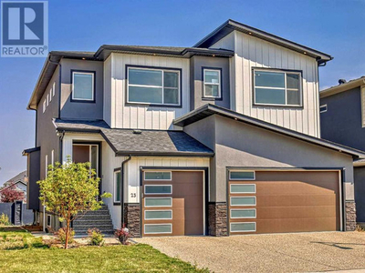23 WATERFORD Heights Chestermere, Alberta
