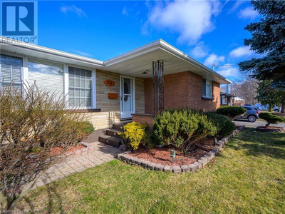 25 SOUTHDALE Drive St. Catharines, Ontario