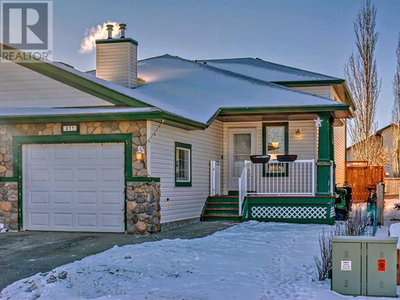 411 Stonegate Rise NW Airdrie, Alberta