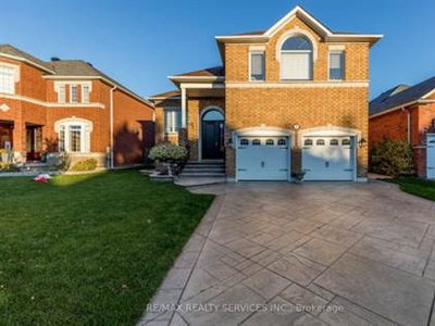 6 Treeview Cres