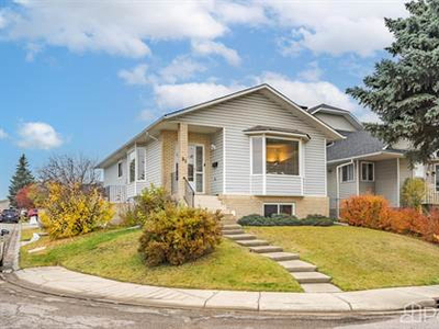 Homes for Sale in Monterey Park, Calgary, Alberta $572,500