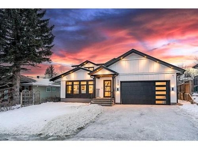 House For Sale In Brentwood, Calgary, Alberta