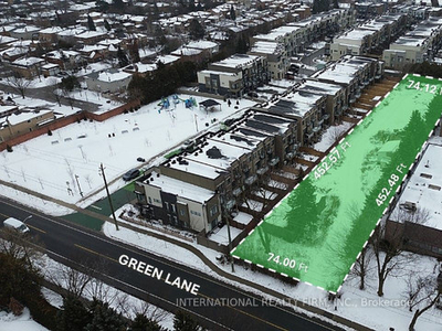 Look No Further! Markham Green Lane And Bayview