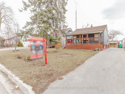Very Well-Maintained Detached Bungalow 3+3 Beds / 2 Baths