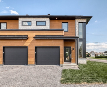 House for sale, 118 Rue des Abeilles, Notre-Dame-des-Prairies, QC J6E8Z4, CA , in Notre-Dame-des-Prairies, Canada