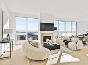 Luxury Flat for sale in White Rock, British Columbia