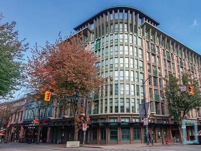 House For Sale In Gastown, Vancouver, British Columbia