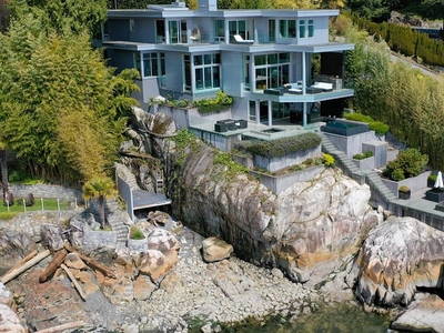 Luxury Detached House for sale in West Vancouver, Canada