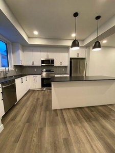3 Bedroom Apartment Unit Edmonton AB For Rent At 2350