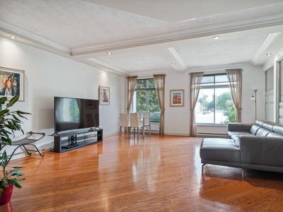 Condo/Apartment for sale, 7805 Rue Sherbrooke E., Mercier/Hochelaga-Maisonneuve, QC H1L6S8, CA, in Montreal, Canada