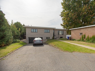House for sale, 4858Z-4860Z Rue St-Jean, Contrecoeur, QC J0L1C0, CA, in Contrecoeur, Canada