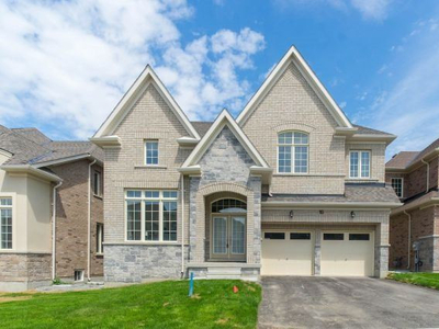 4 Bedroom Main Floor Only House For Rent - East Gwillimbury