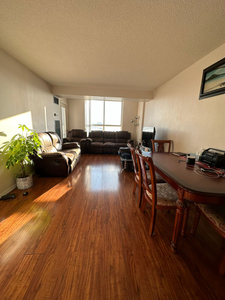 Apartment: Private (room, washroom and parking)