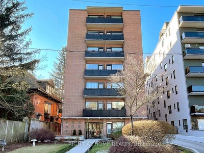 Condo/Apartment for sale, 506 - 78 Warren Rd, in Toronto, Canada