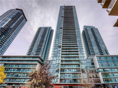 Cozy 2Br/2Wr Pent Hse Unit in Mississauga Near Sq One For LEASE!