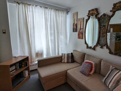 Cozy 3 ½ apartment for 1 person in CDN!