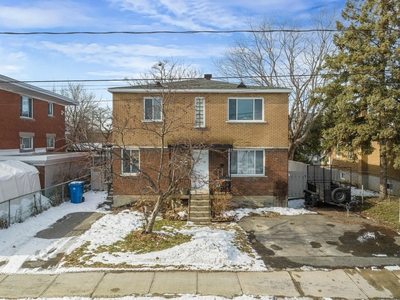 House for sale, 31-33 Rue Wolfe, Le Vieux-Longueuil, QC J4J2C7, CA , in Longueuil, Canada