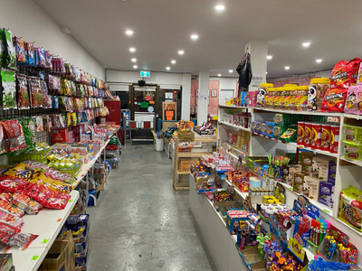 Retail Space in chinatown