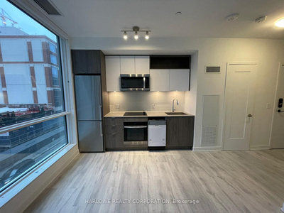 Spacious, Modern Apartment in the Heart of Toronto