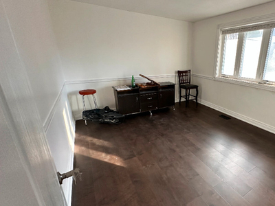 3 bhk with 2 washroom house for rent in Etobicoke- April 1st