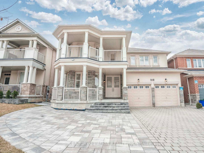 5 Bed Richmond Hill Must See!